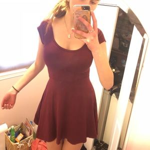 Maroon dress detailed back